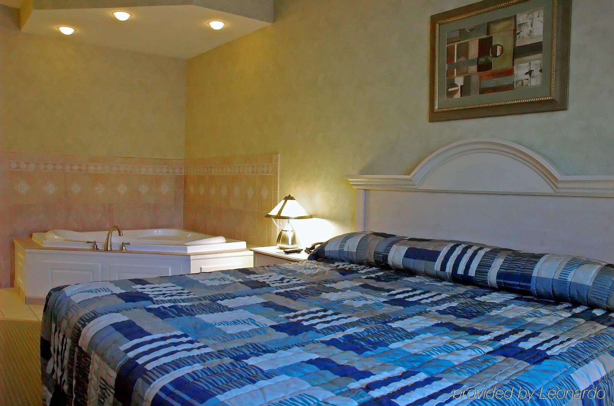 Holiday Inn Express Hotel & Suites Boston - Marlboro By Ihg Hudson Rom bilde